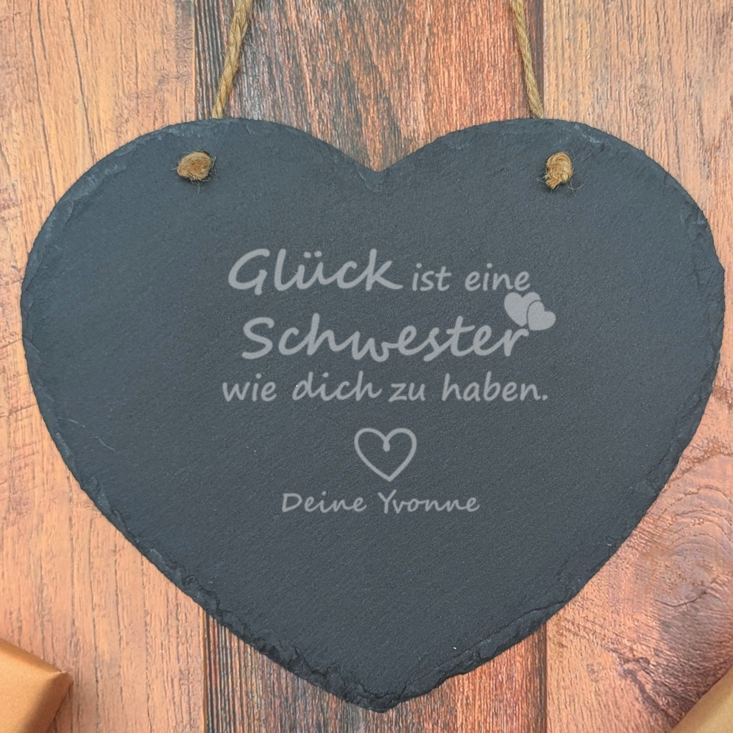 Schiefer-Herz mit Gravur – Geschenk für Schwester
