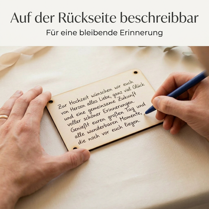 Geldgeschenkkarte aus Holz für Hochzeiten mit Datum und Namen des Brautpaares